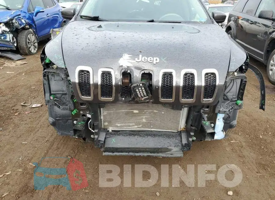 1C4PJMCB7HW570814 Photo# 9