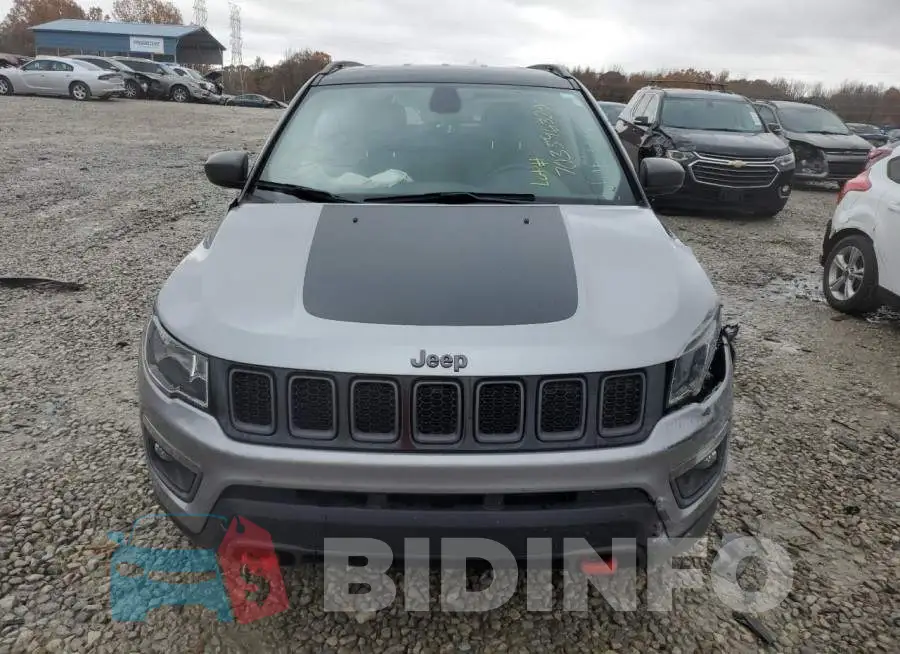 3C4NJDDB3LT166719 Photo# 5