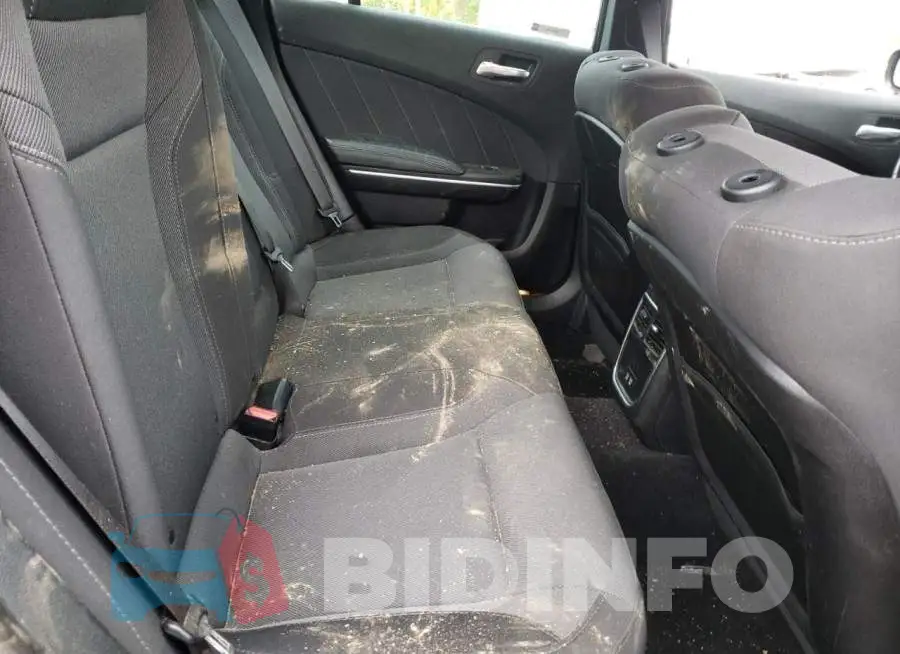2C3CDXBG7KH640875 Photo# 6