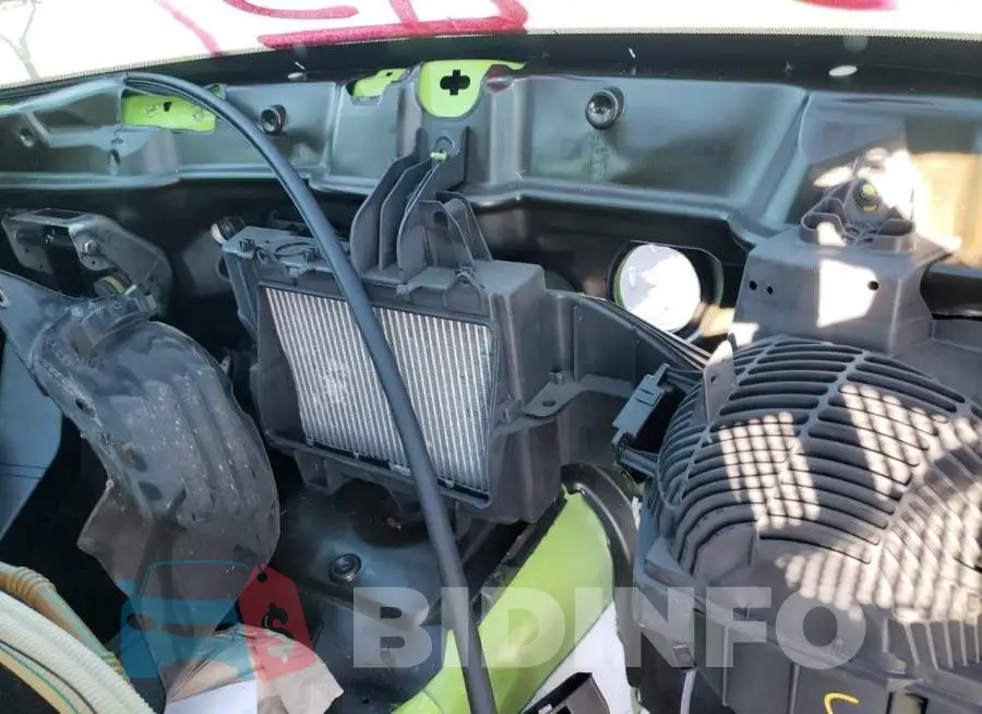 2C3CDXGJ3KH661873 Photo# 9