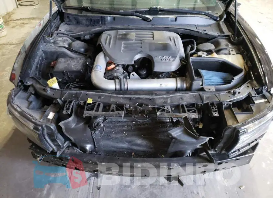 2C3CDXJG1GH160775 Photo# 11