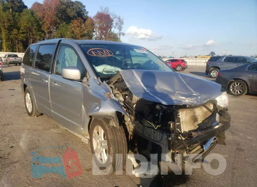 2C4RDGDG4DR615447 Photo# 1