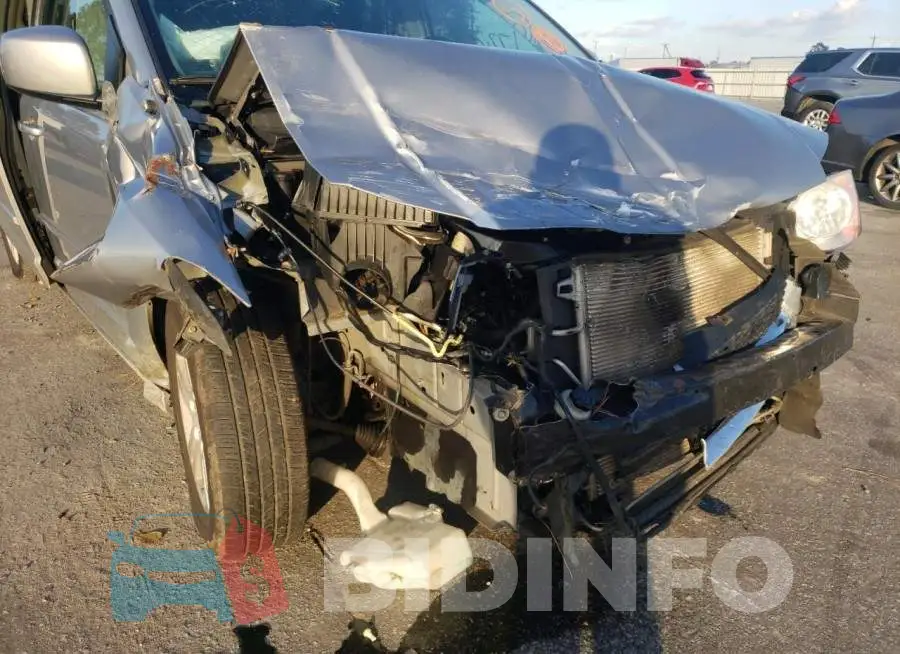 2C4RDGDG4DR615447 Photo# 9
