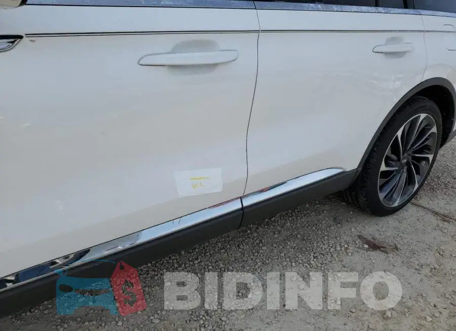 5LM5J7XC2MGL06716 Photo# 13