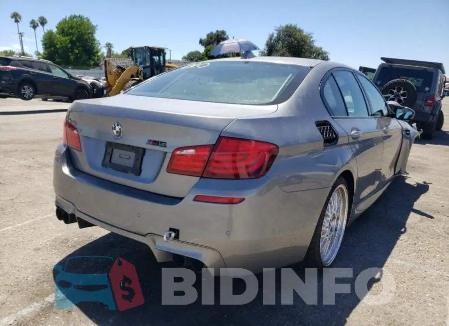 WBSFV9C53DC773517 Photo# 4