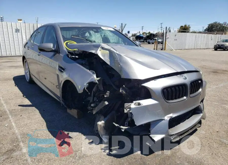 WBSFV9C53DC773517 Photo# 1