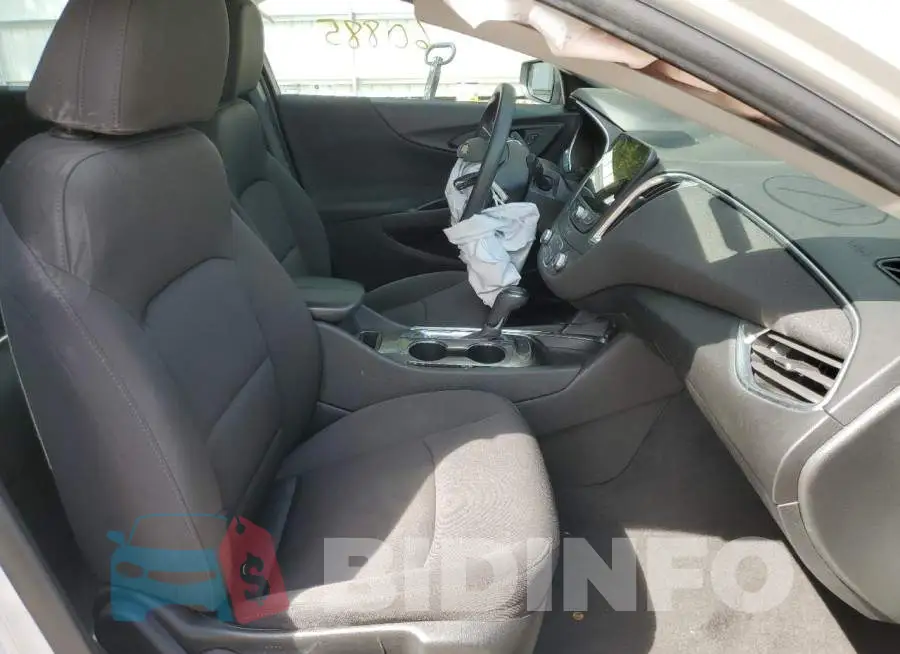 1G1ZD5ST9LF109633 Photo# 5