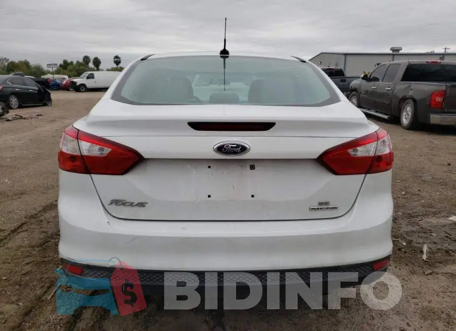1FADP3F21EL390402 Photo# 6