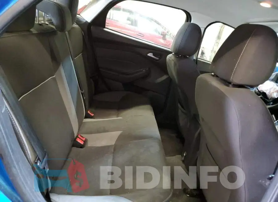 1FADP3F27DL105586 Photo# 10
