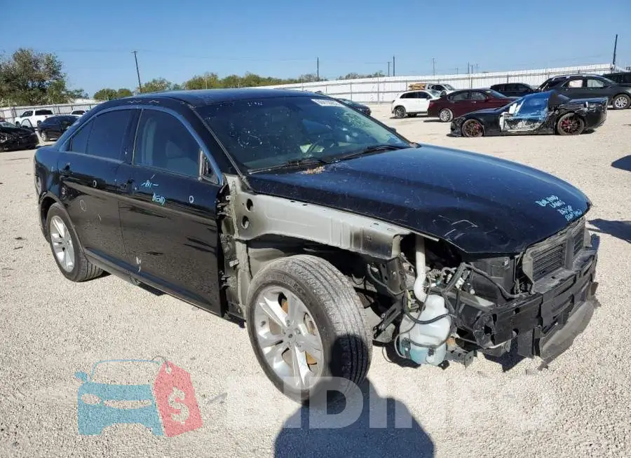 1FAHP2D83JG103115 Photo# 1