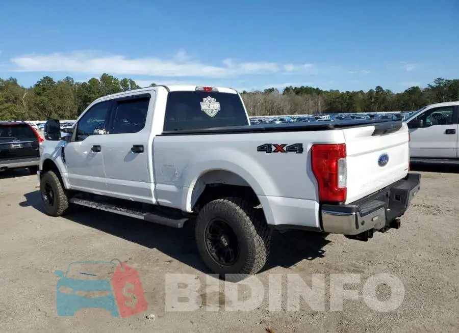 1FT7W2B68JEB39887 Photo# 2