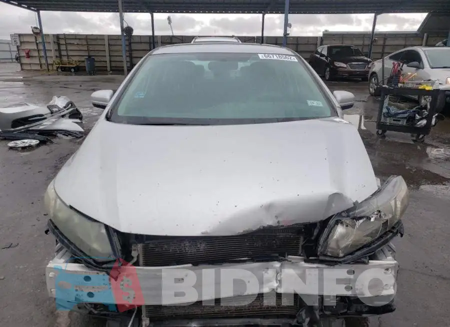 19XFB2F50EE059048 Photo# 5