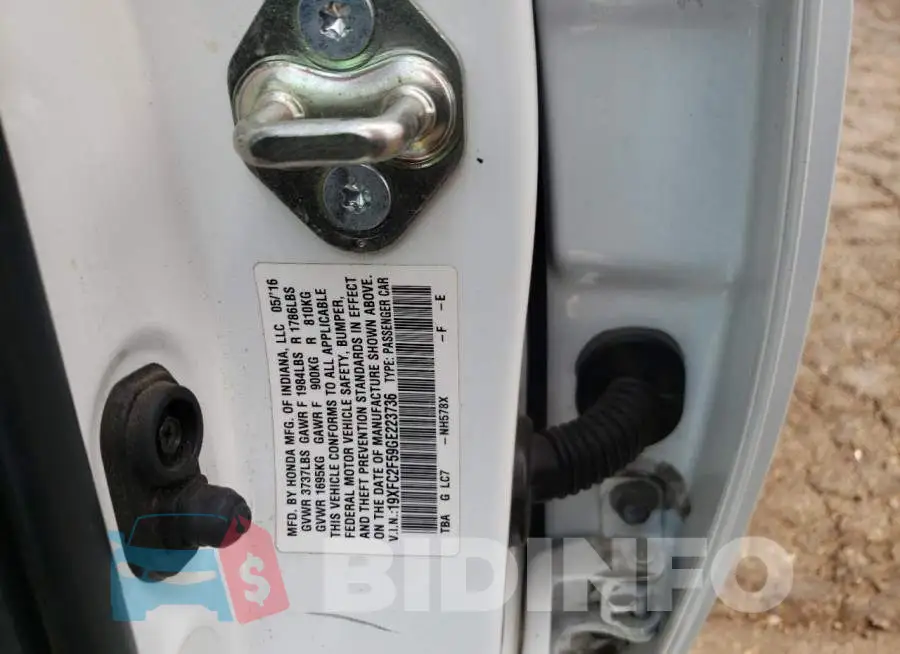 19XFC2F59GE223736 Photo# 10