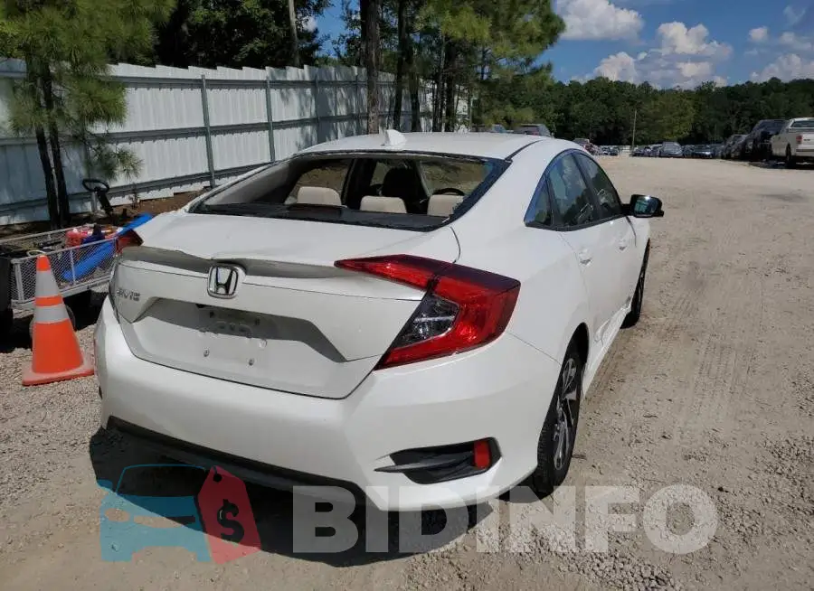 19XFC2F75JE209826 Photo# 4