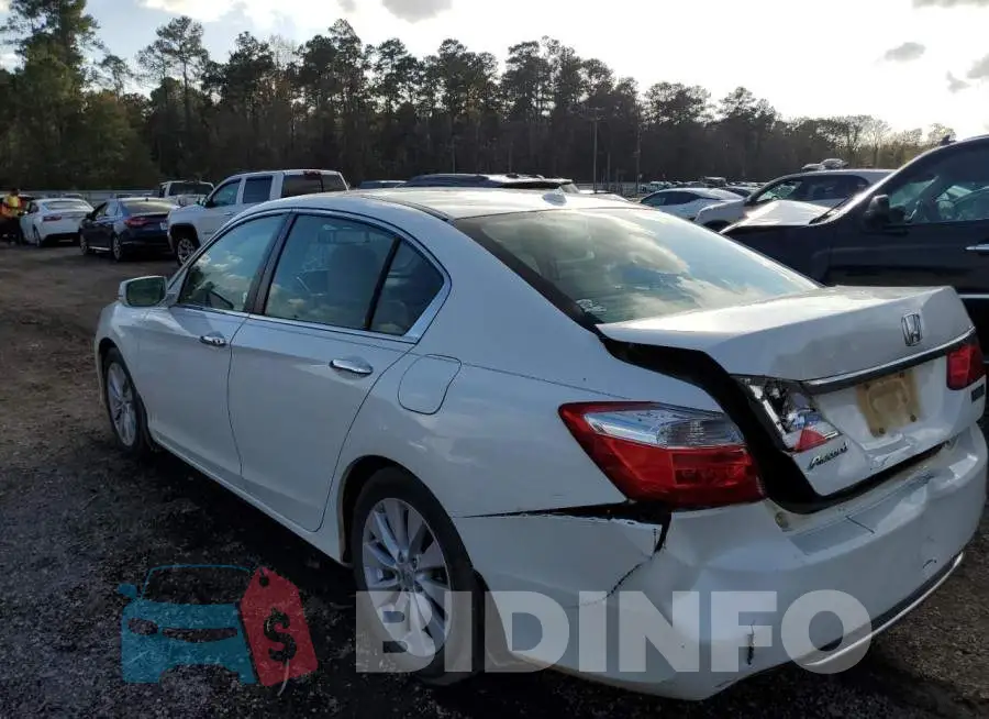 1HGCR2F88DA271143 Photo# 2