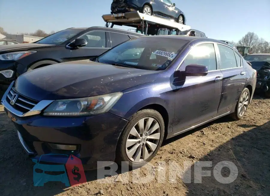 1HGCR2F8XEA161423 Photo# 1