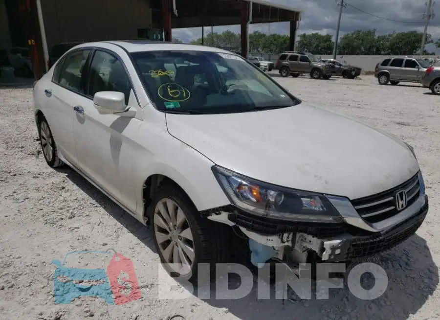 1HGCR3F82DA018793 Photo# 1