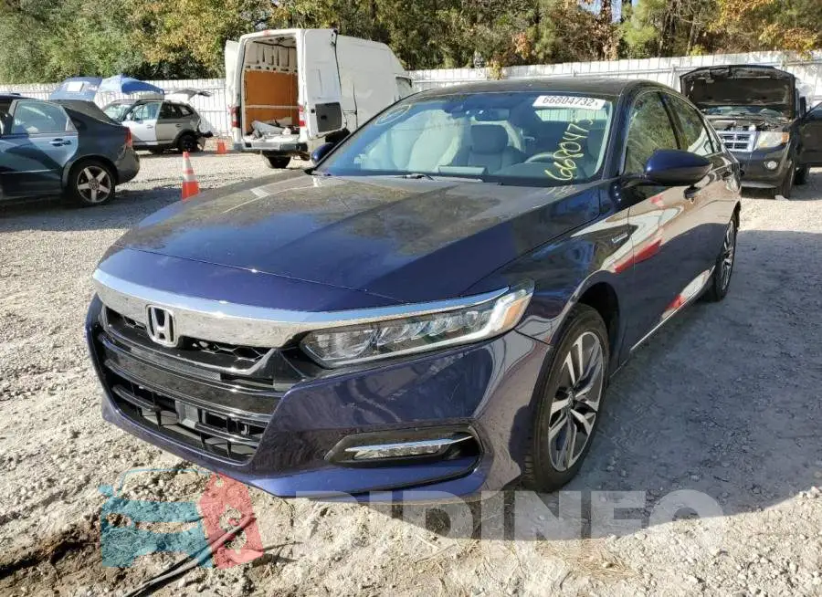 1HGCV3F42JA010617 Photo# 2