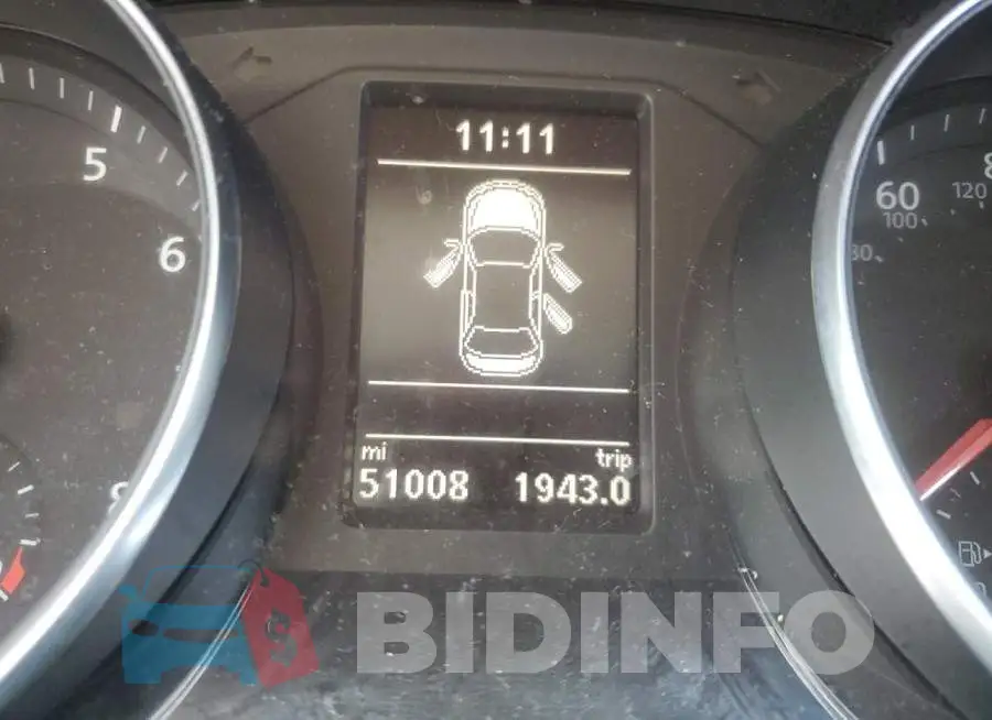 1VWDT7A3XHC034190 Photo# 8