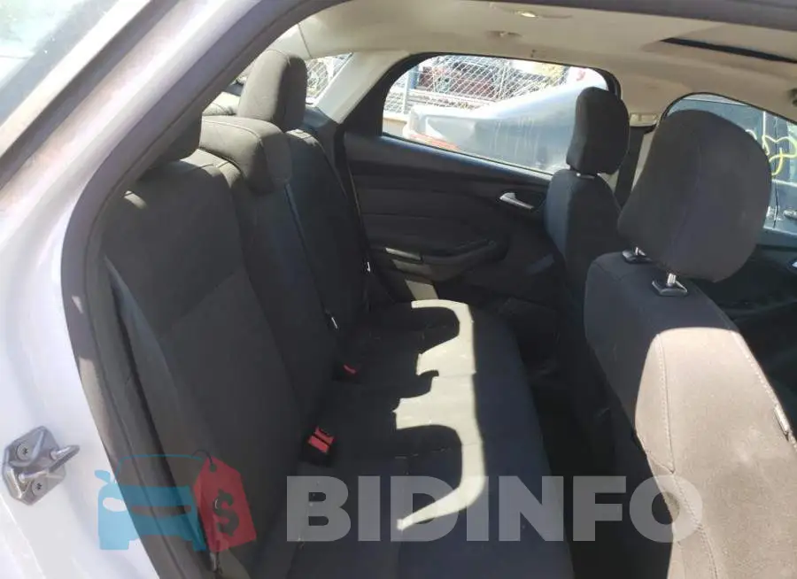 1FADP3F26GL259162 Photo# 6