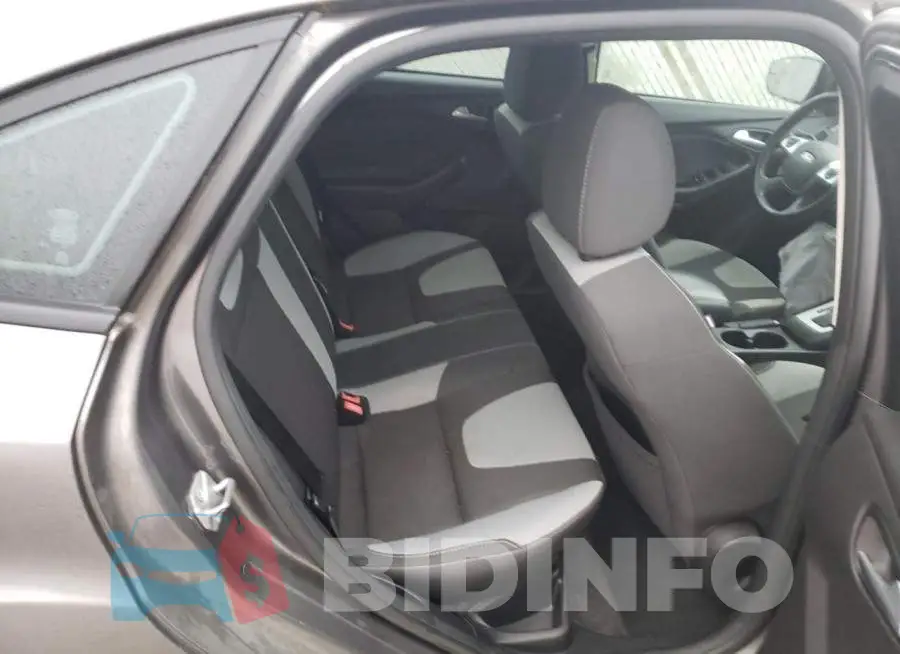 1FADP3F27EL202868 Photo# 6