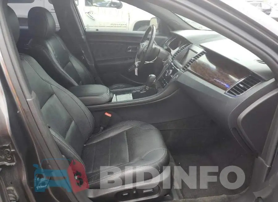1FAHP2F80FG138750 Photo# 5