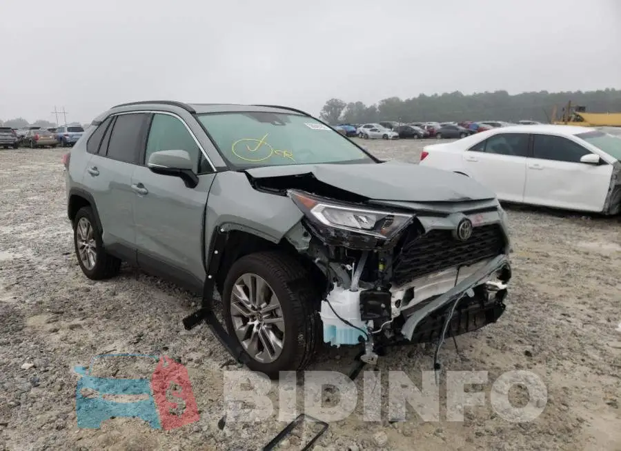 2T3C1RFV6MW185030 Photo# 1