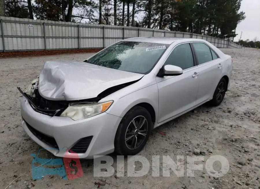 4T4BF1FK8DR286332 Photo# 1
