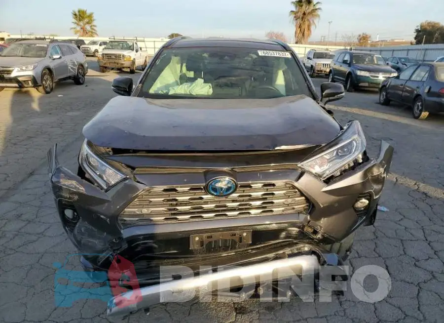 JTMEWRFV1KD518125 Photo# 5