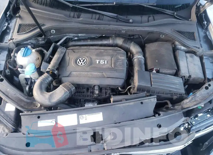 1VWBS7A31GC055826 Photo# 7