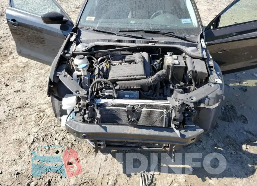 3VW2B7AJXJM212693 Photo# 7