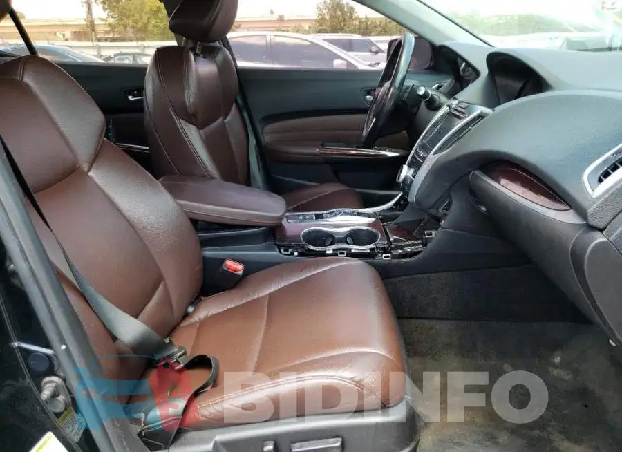 19UUB2F39FA022432 Photo# 5