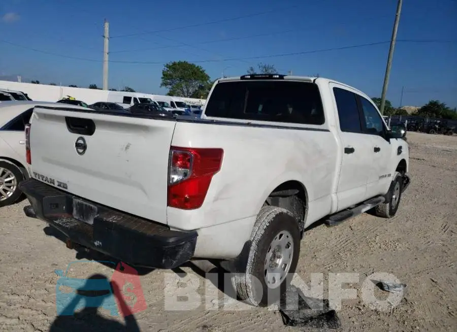 1N6AA1F1XHN502856 Photo# 4
