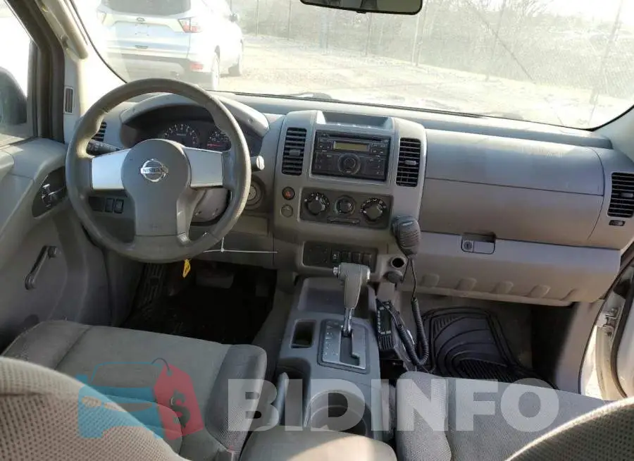 1N6BD0CTXDN753057 Photo# 8