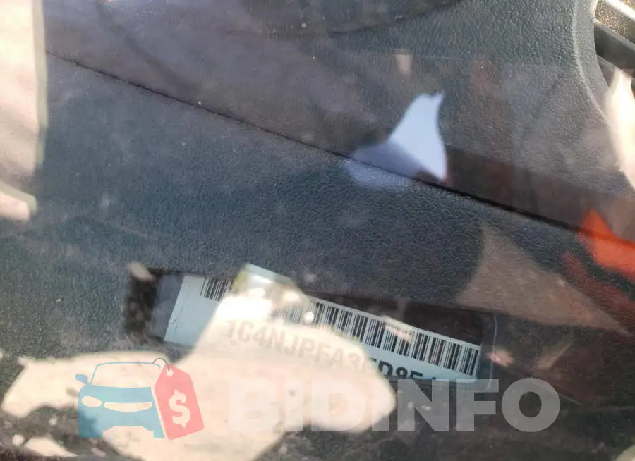 1C4NJPFA3ED851124 Photo# 10