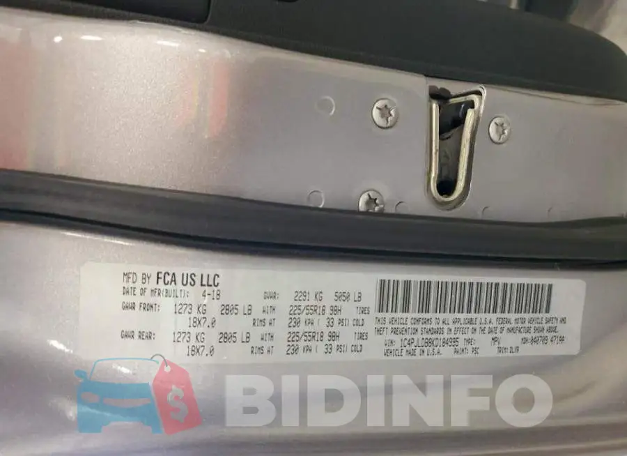 1C4PJLDB8KD184995 Photo# 10