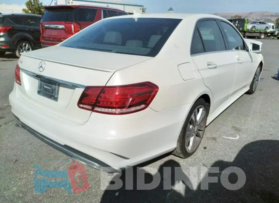 WDDHF5KB0FB091027 Photo# 4