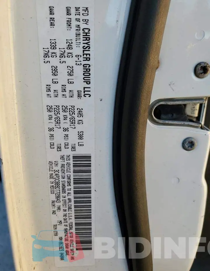 3C4PDCBB9DT729643 Photo# 13