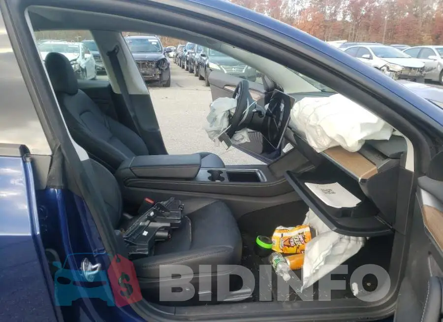5YJ3E1EB3NF287647 Photo# 5