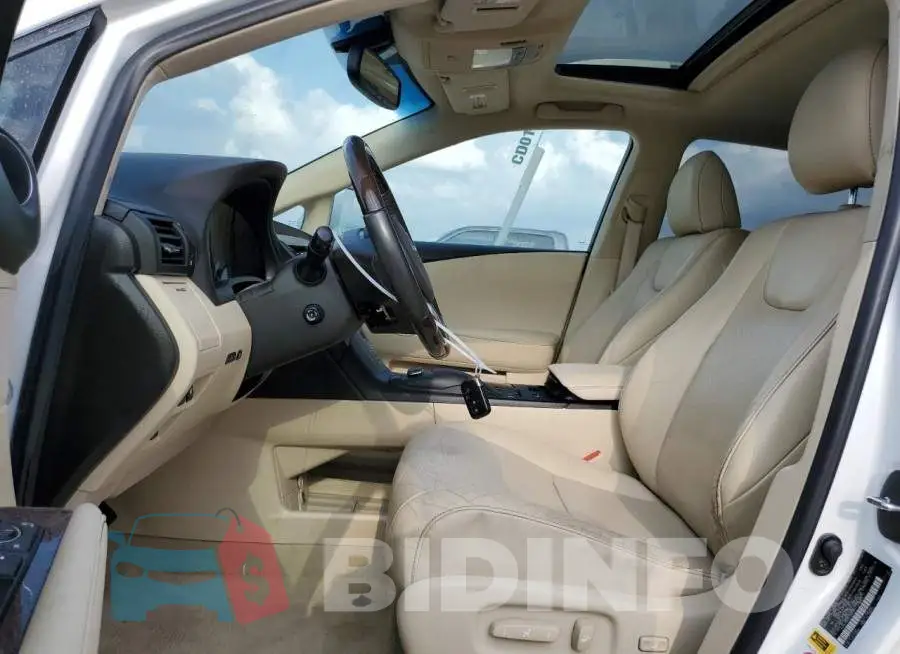 2T2BK1BA2FC320171 Photo# 7