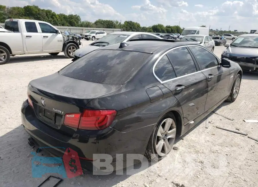 WBAXG5C59DDY32740 Photo# 4