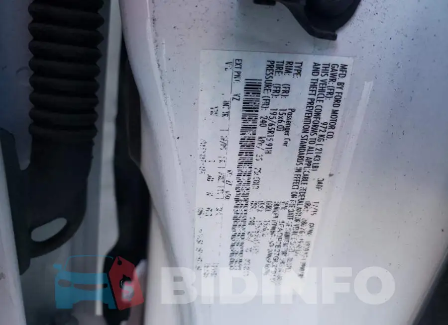 1FADP3E27GL250147 Photo# 12