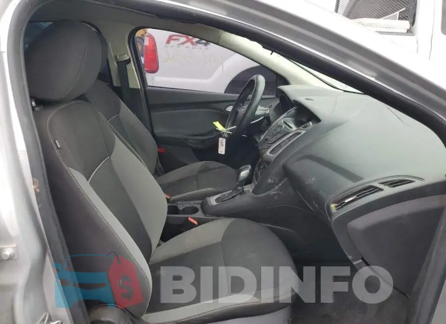 1FADP3F22EL350314 Photo# 5