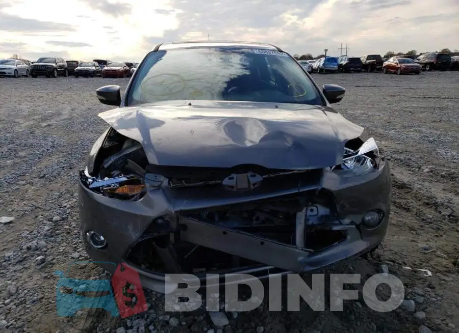 1FADP3F26EL240415 Photo# 9