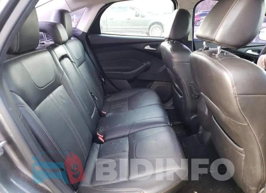 1FADP3F26EL240415 Photo# 6