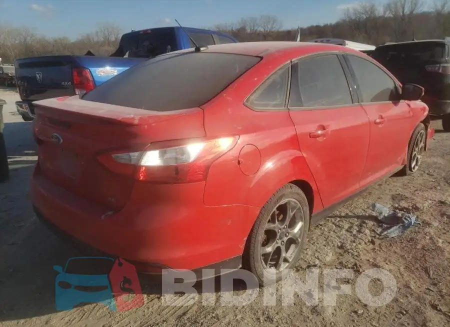 1FADP3F2XEL325984 Photo# 4