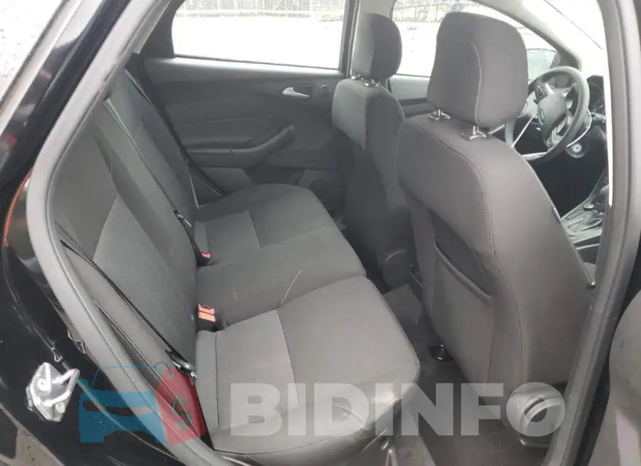 1FADP3M2XJL220908 Photo# 6
