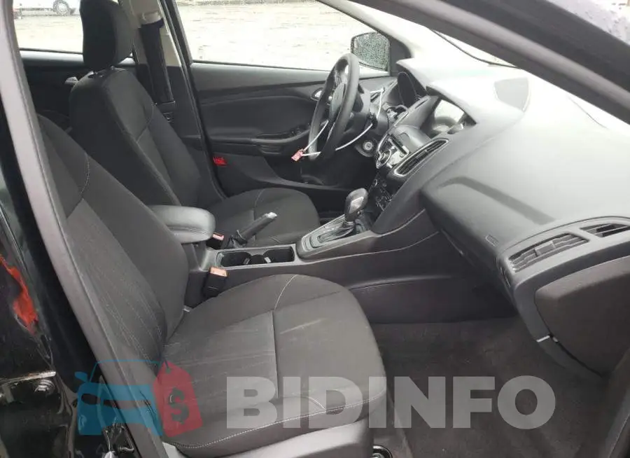 1FADP3M2XJL220908 Photo# 5