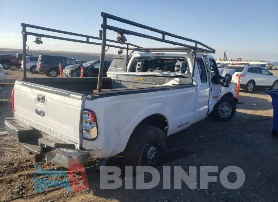 1FT7X2A67DEA32817 Photo# 4