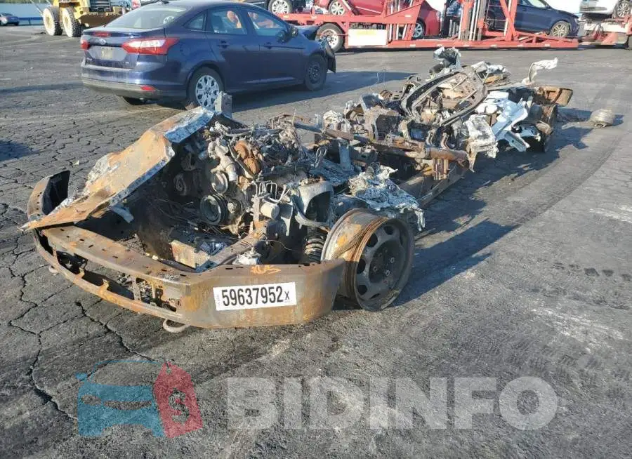 1FTMF1EB8KKC68690 Photo# 2